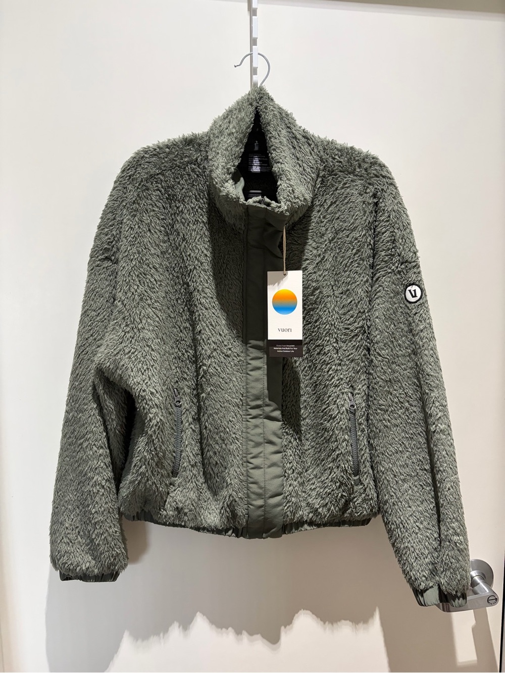 Vuori Cozy Sherpa Jacket~ size L